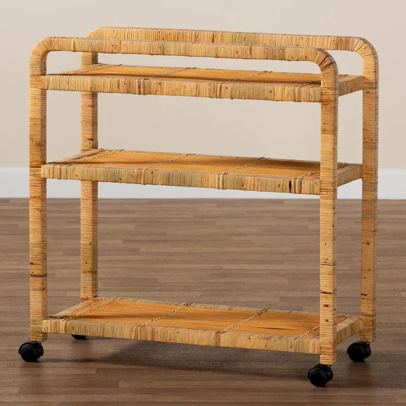 Moderner Boho-Küchenwagen aus natürlichem Rattan